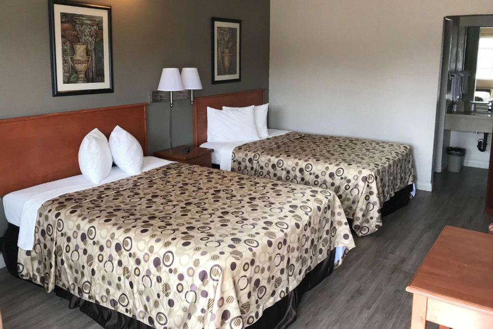 Room image 2